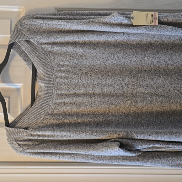 ST. JOHNS BAY WOMAN'S PLUS SIZE HEATHER GRAY LONG SLEEVES TOP SIZE 2X - Picture 1 of 14